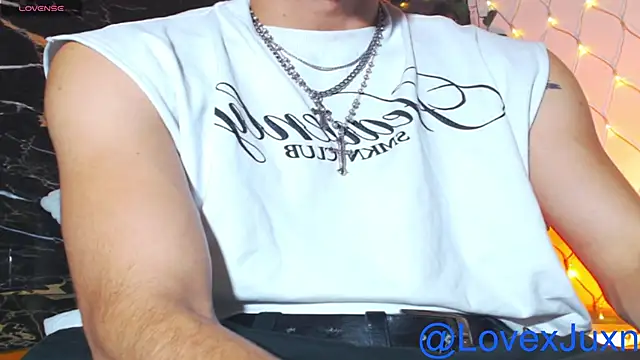 Webkamerová show LovexJuxn77