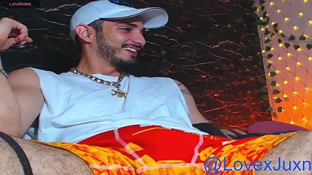 Webkamerová show LovexJuxn77