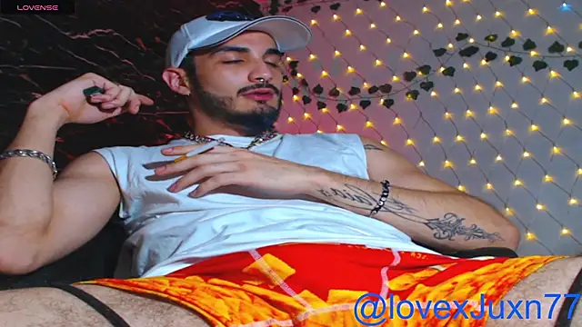 LovexJuxn77 – webcam-show
