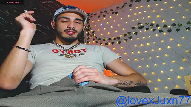 Show de webcam de LovexJuxn77