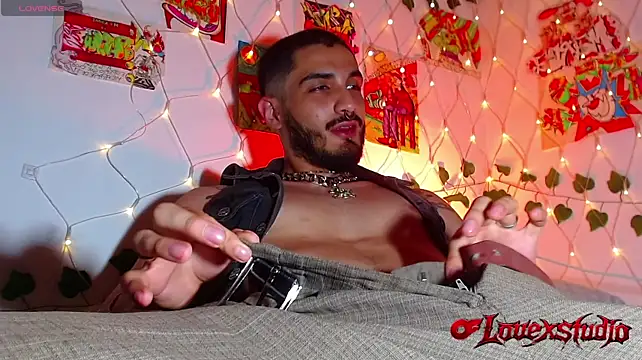 LovexJuxn77 Webcam-Show