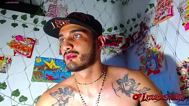 הופעת וובקאם של LovexJuxn77