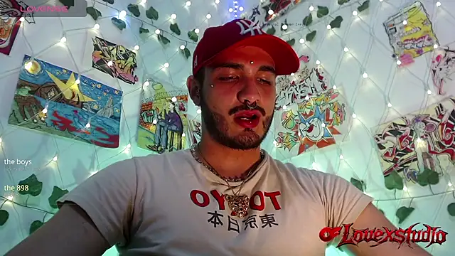 LovexJuxn77 Webcam-Show
