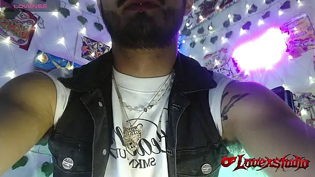 LovexJuxn77のウェブカメラショー