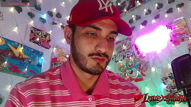 LovexJuxn77 Webcam-Show