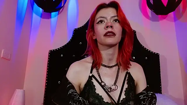 Haru_red Chat XXX in diretta