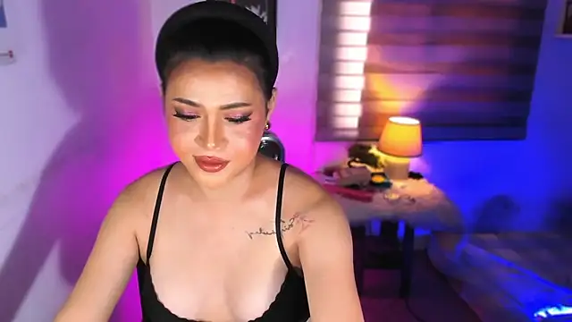 AndreaCummer Adlı Modelin Web Kamerası Şovu