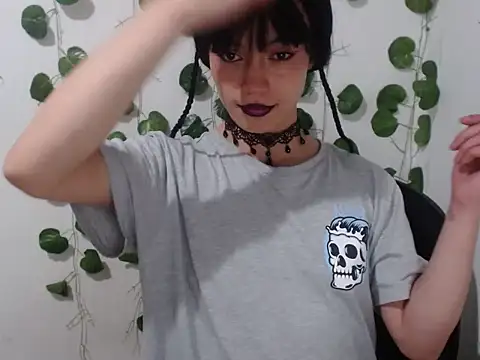 Chat +18 de seraphina_31 ao vivo