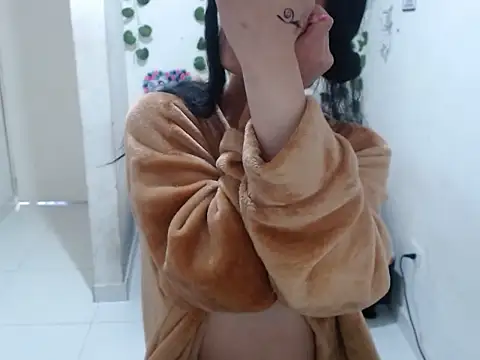 Chat XXX en directo de seraphina_31