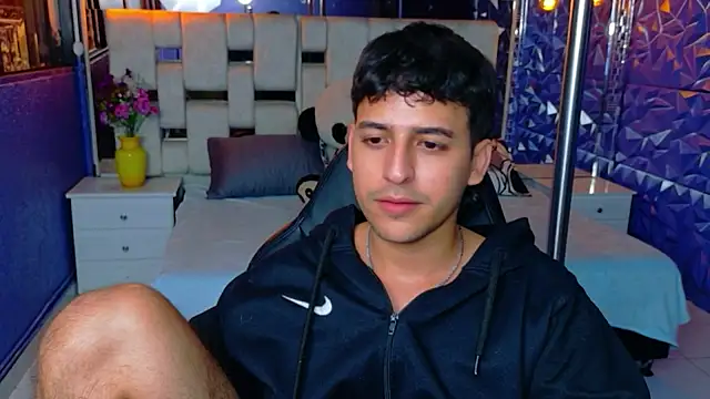 ian_sprouse's Webcam Show