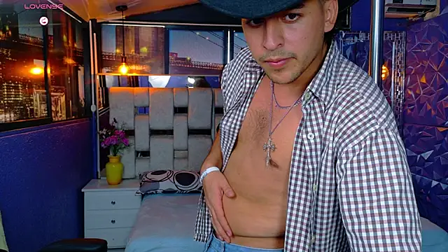 ian_sprouse webcam show