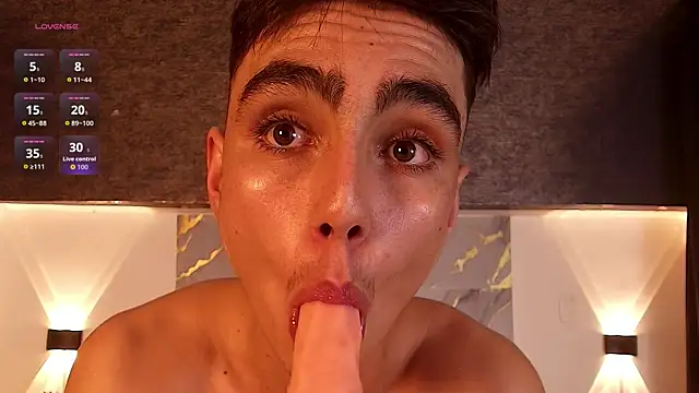 Show de webcam de Logan_Sky_