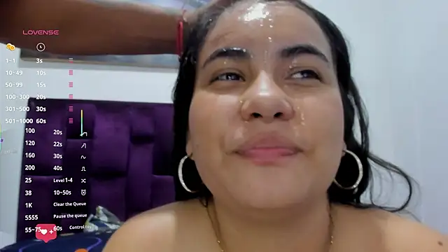 Sofi_Velez_ Show in webcam