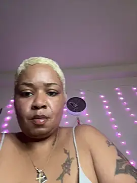 BIGCUMSHOW35's Webcam Show