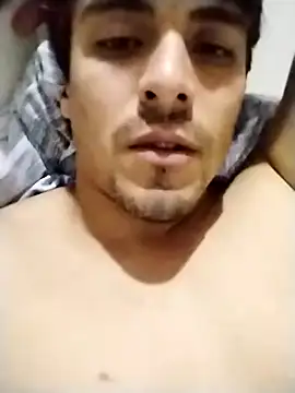 Show modela franco22n na web-kameri