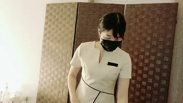 Mai_GirlsEsthe_'s Webcam Show