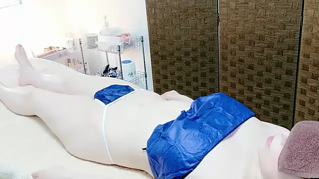 Mai_GirlsEsthe_'s Webcam Show