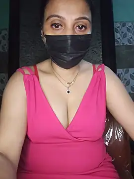 Chat +18 de Your-Shalu ao vivo