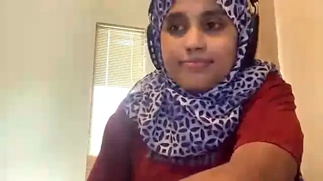 Chat +18 de AikoVelvet ao vivo