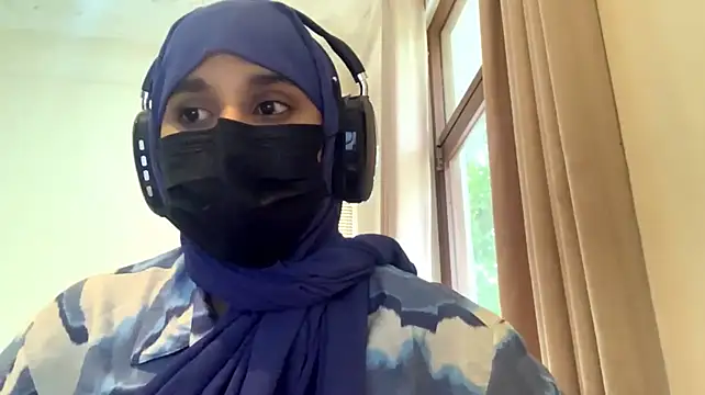 عرض كام AikoVelvet