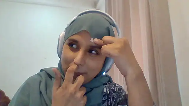 عرض كام AikoVelvet