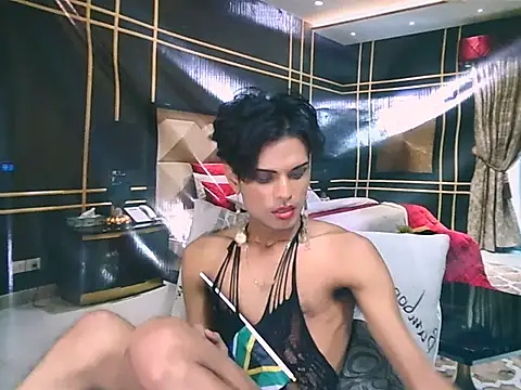 IndianLipstickLuna webcam show