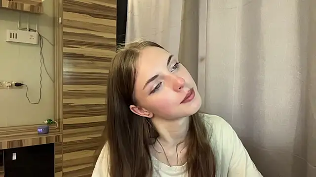 Clara_kitty webcam show