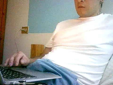 Ahorkaruka – webcam-show
