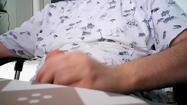 Gicleedesperme's Webcam Show