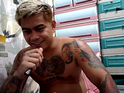 Loktiyummy Pertunjukan Webcam