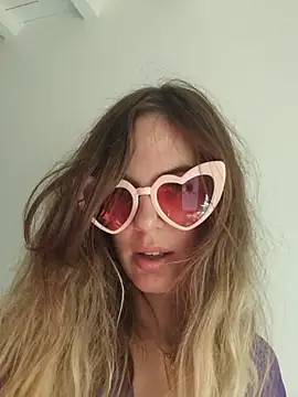 Frenchgirl's Webcam Show