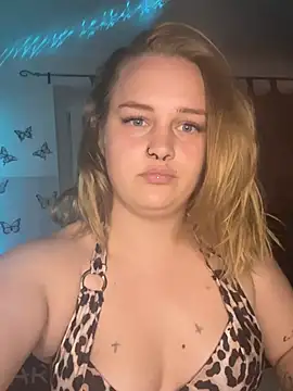 Chat XXX en directo de Laylaa_Rose