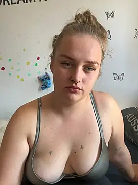 Онлайн чат XXX Laylaa_Rose