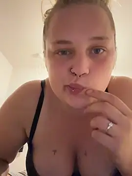 XXX chat uživo modela Laylaa_Rose