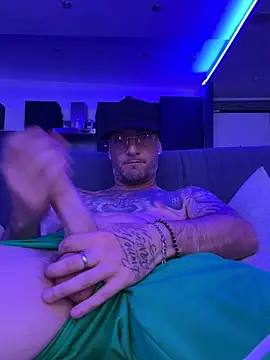 Webkamerová show eldiabloita