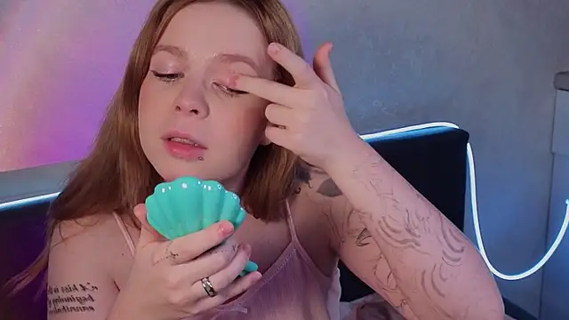 Czat XXX na żywo – AliseKitt