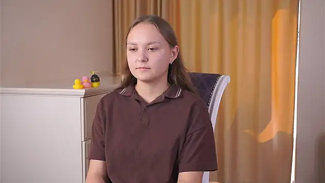 KrystaBoern Webbikameraesitys