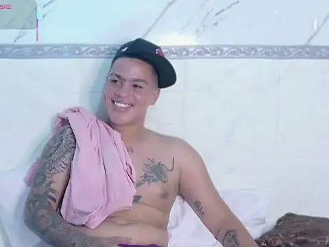 AustinThompsonn's Webcam Show