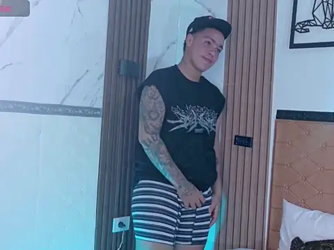 AustinThompsonn webcam show