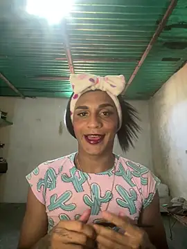 Show de bebylinda na webcam