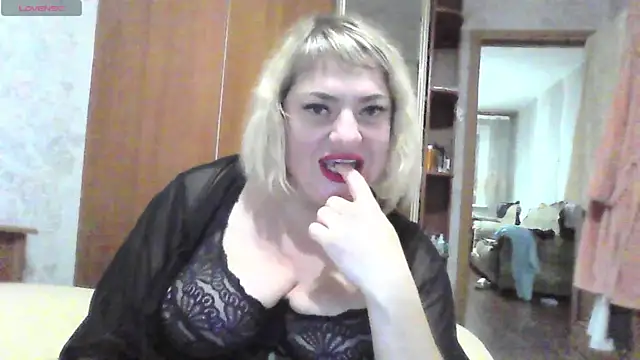 AgataDark_'s Webcam Show