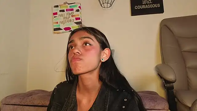 Dafne_girl4u's Live XXX Chat
