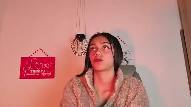 Dafne_girl4u 现场XXX聊天