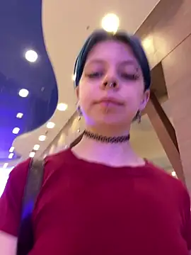 LishuMeow Adlı Modelin Canlı XXX Sohbeti