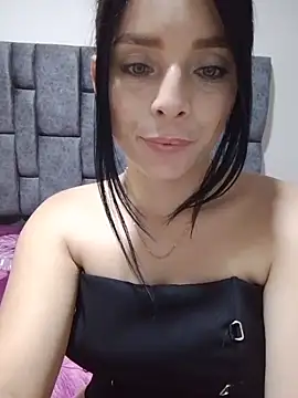 Martinarizzy Adlı Modelin Canlı XXX Sohbeti