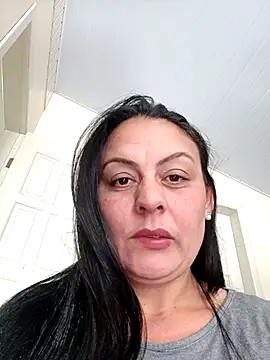 chillonprivv Chat XXX in diretta