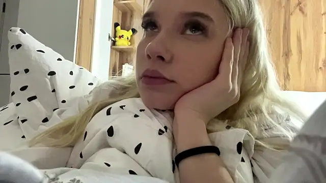 CarmellaCerra: вебкам-шоу