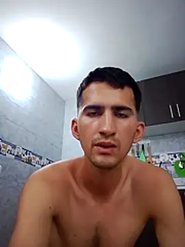 Show modela mailo000 na web-kameri