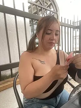 LunaGomez_Pink's Webcam Show