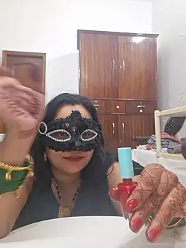 Luv_swara02's Webcam Show